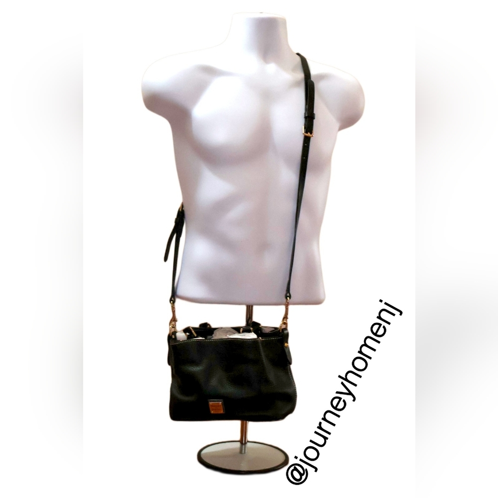 Vintage Authentic Dooney & Burke Florentine Bucket Bag, Black with Gold Hardware